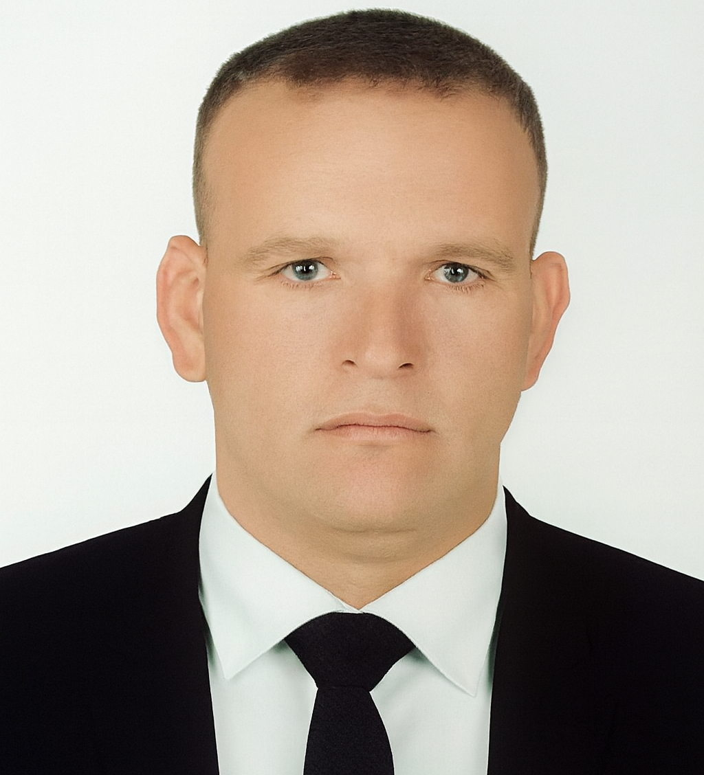 د. عثمان خليل